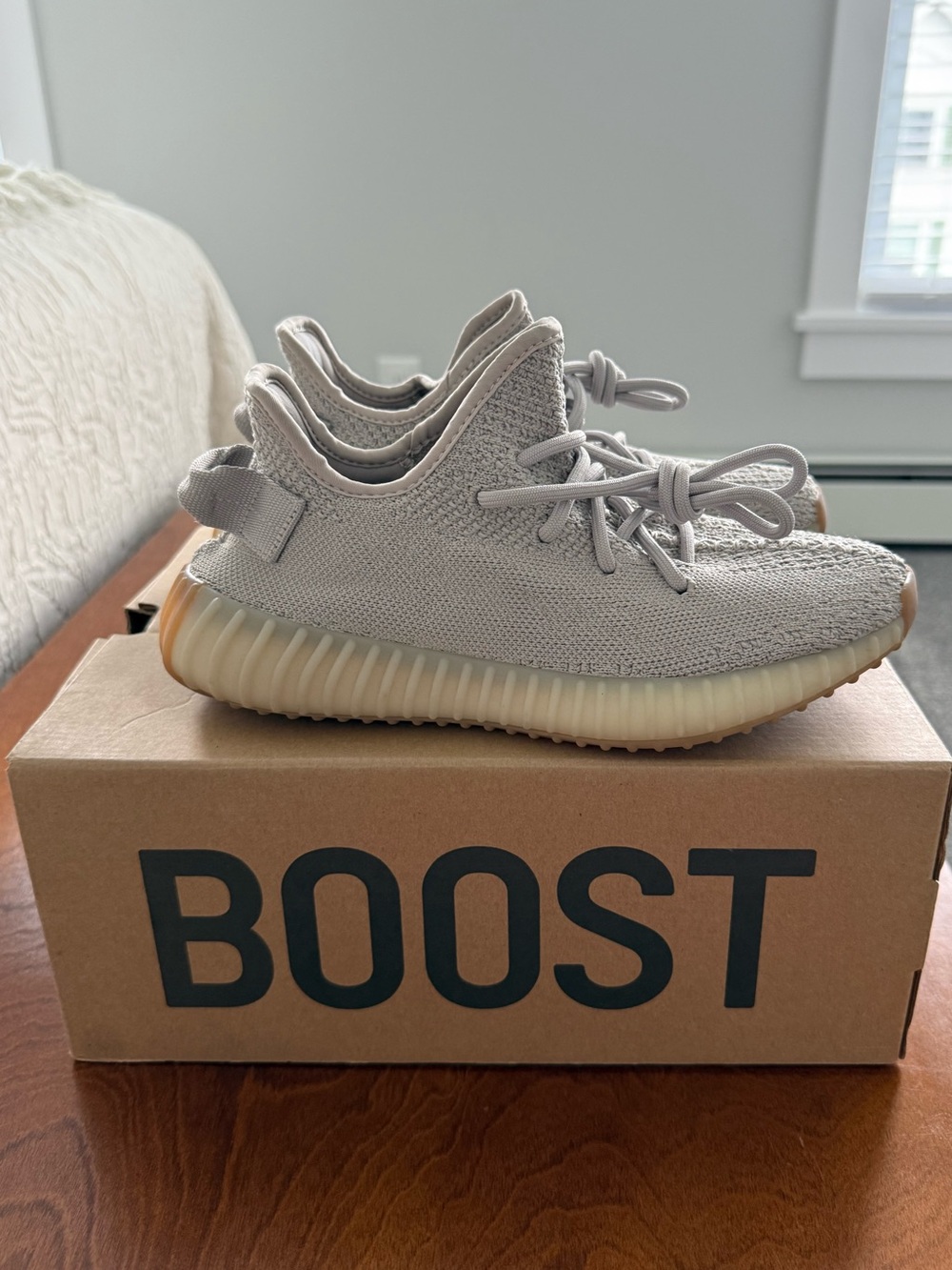 Adidas Yeezy Boost 350 V2 sesame